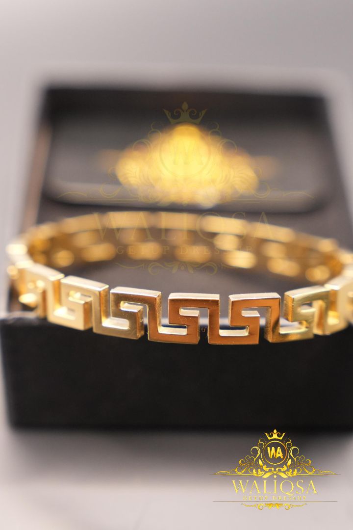 Carved Cuff