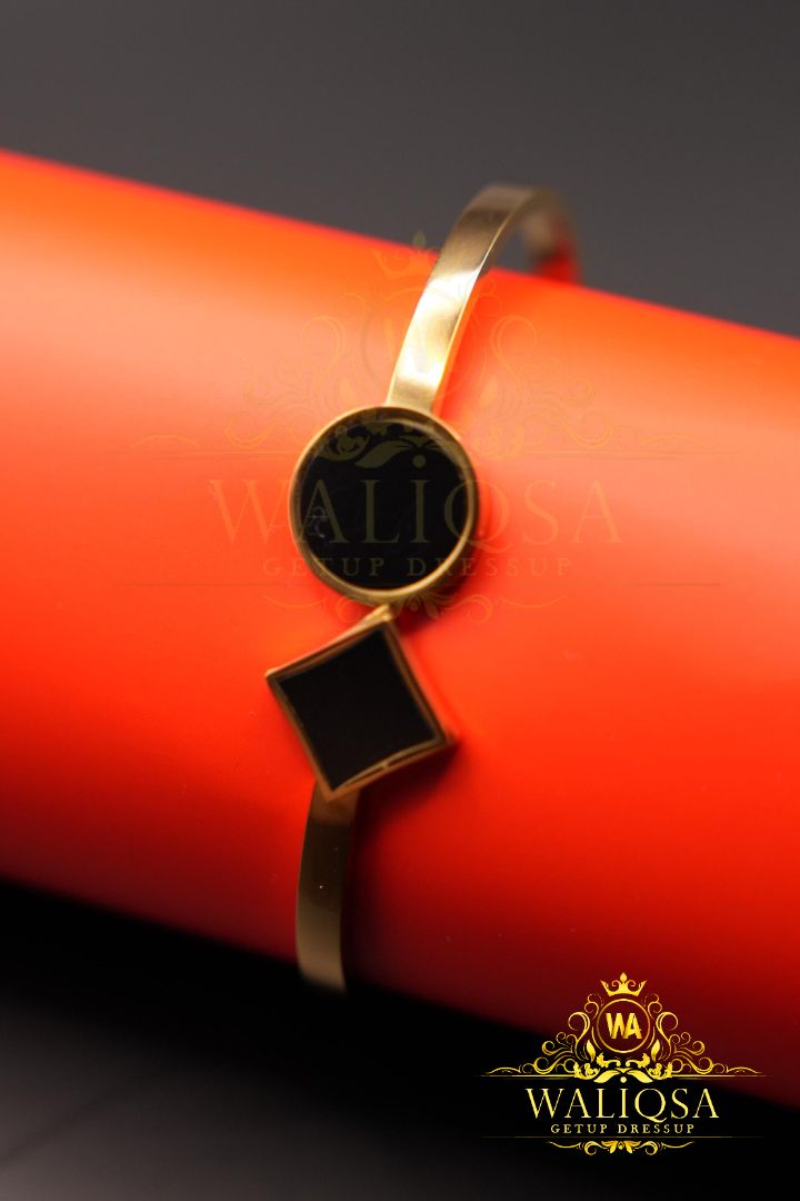 Troy Cuff