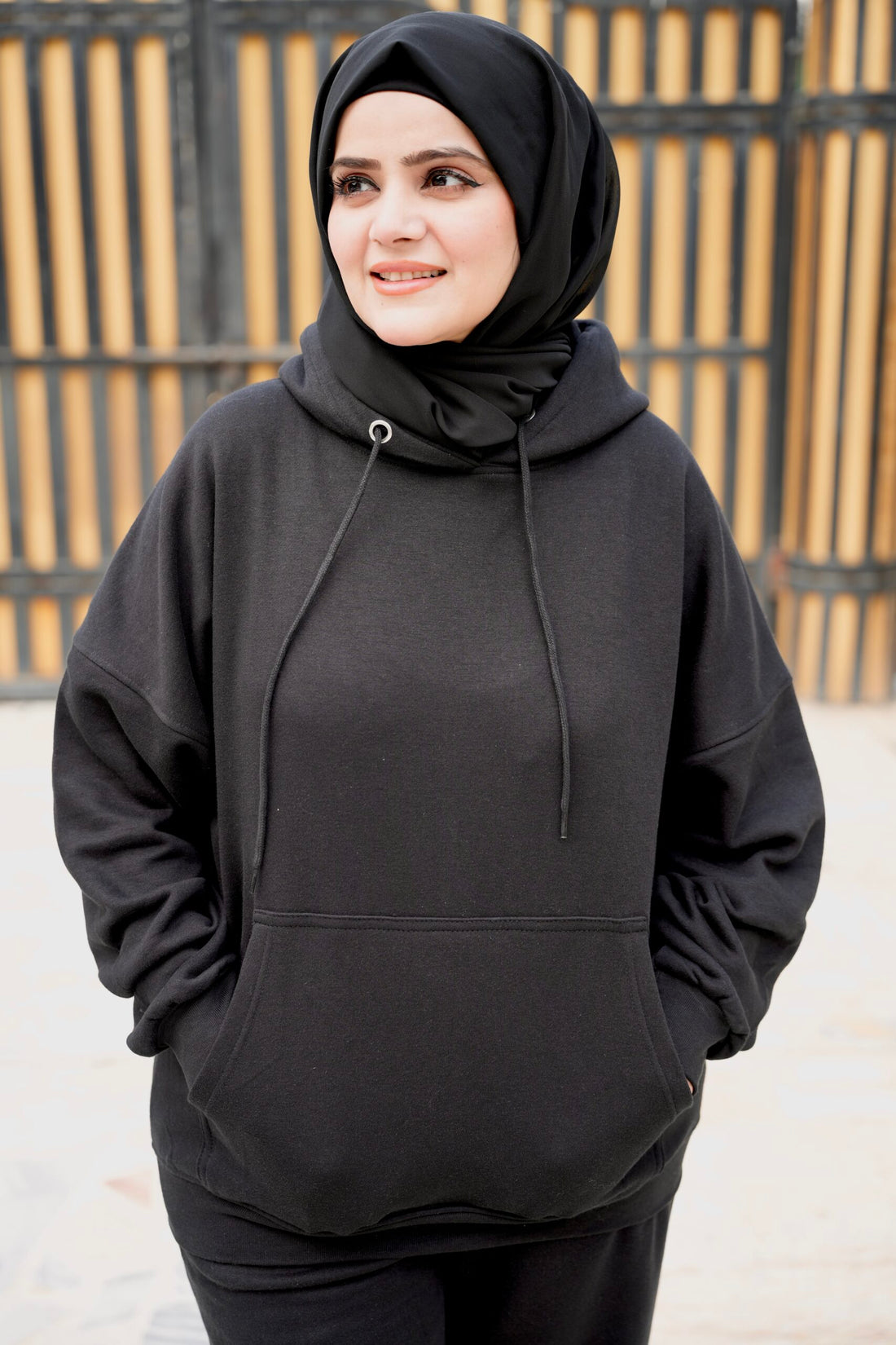 Comfy | Black